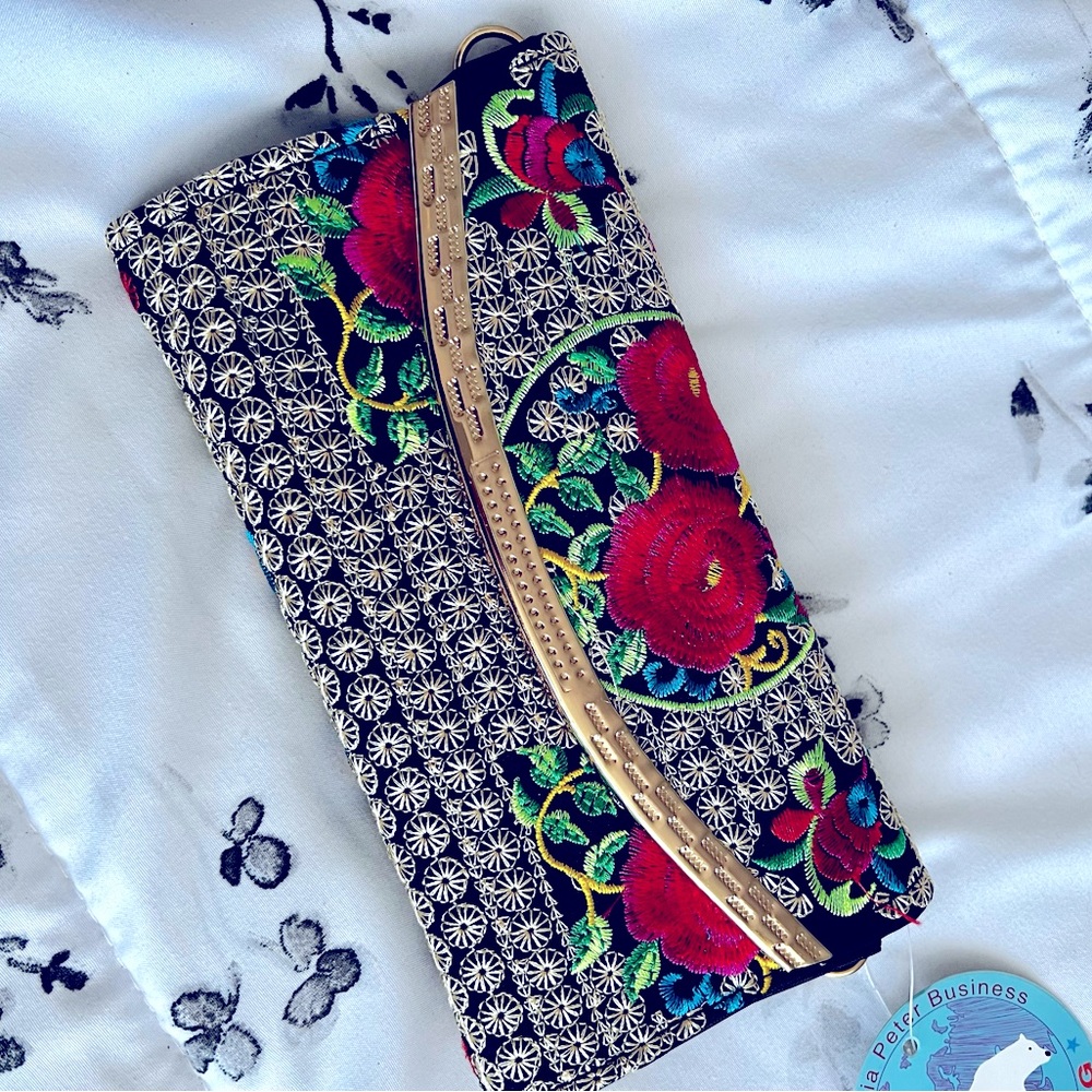 Embroidered Walllet